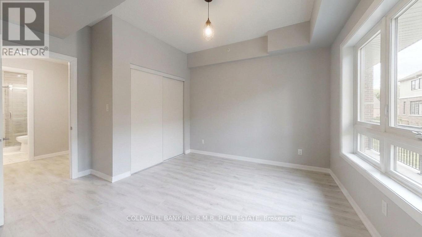 103 - 157 Wellington Street E Property Photo 5