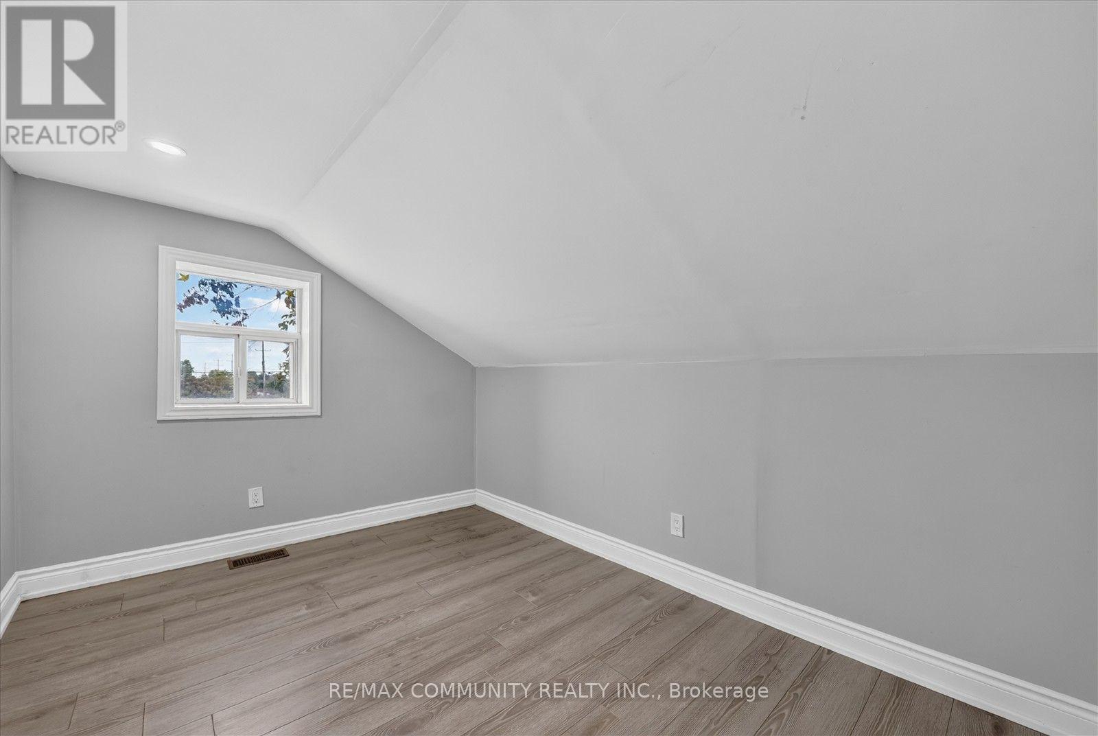 6 Sunkist Road Property Photo 36