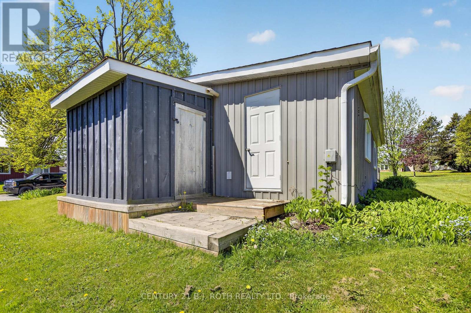 8 Belle Isle Arm Property Photo 9