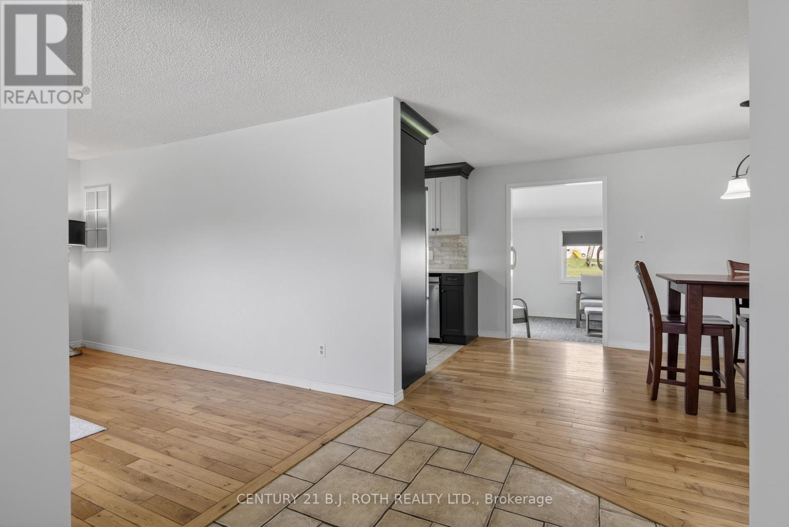 8 Belle Isle Arm Property Photo 15