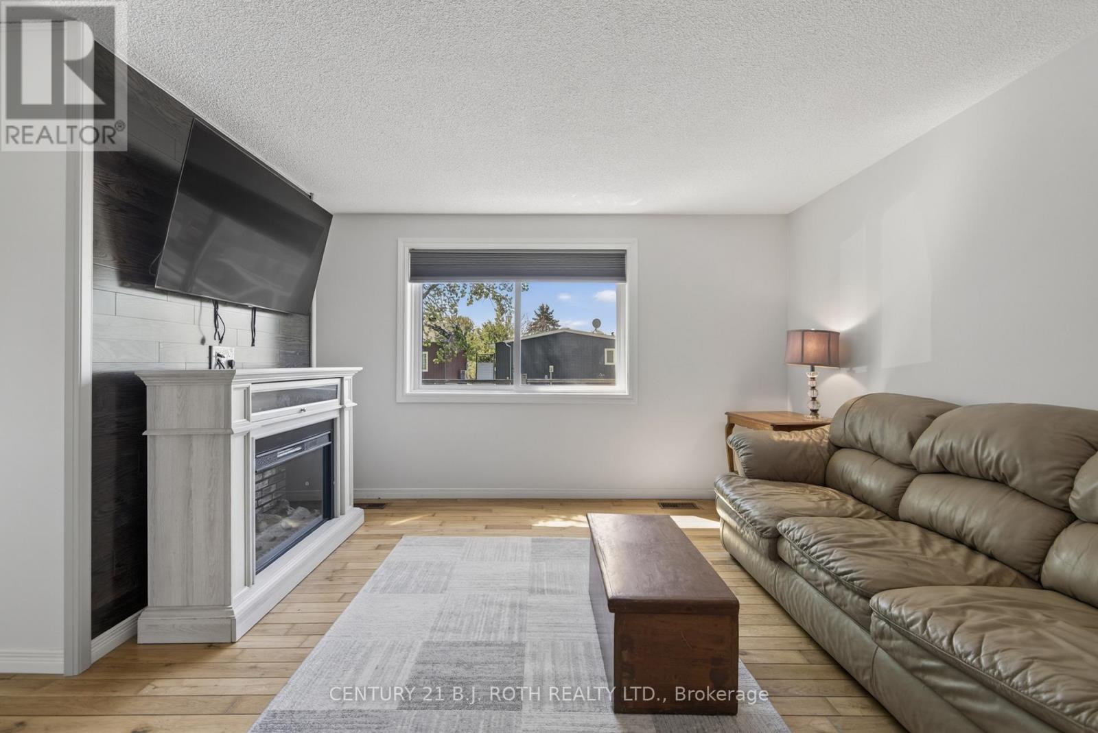 8 Belle Isle Arm Property Photo 17