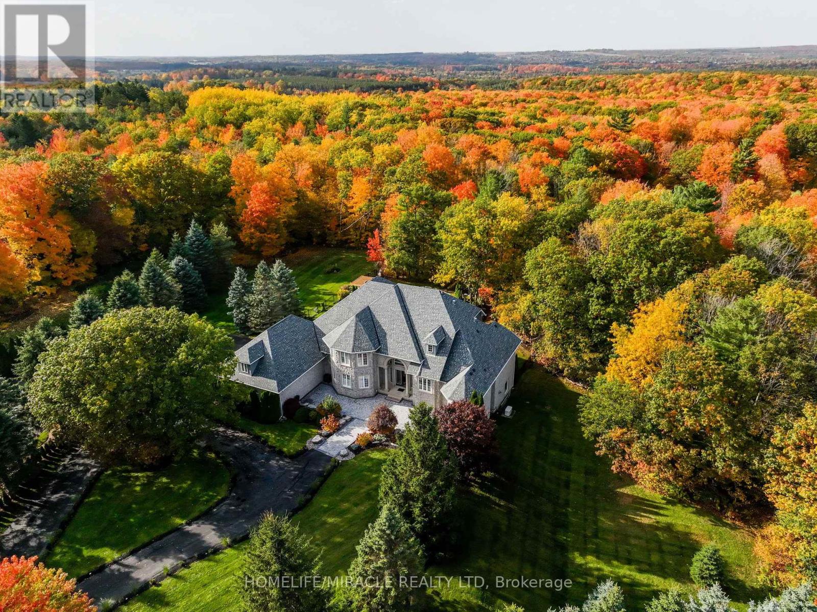 12 Deer Run Property Photo 2