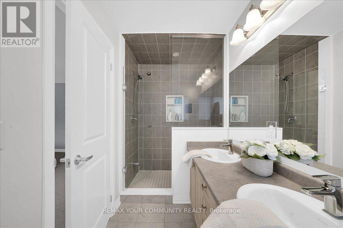 211 Landolfi Way Property Photo 30