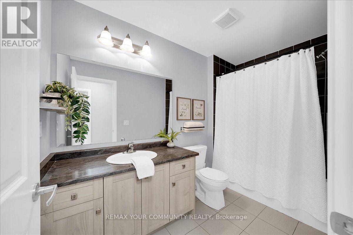 211 Landolfi Way Property Photo 34