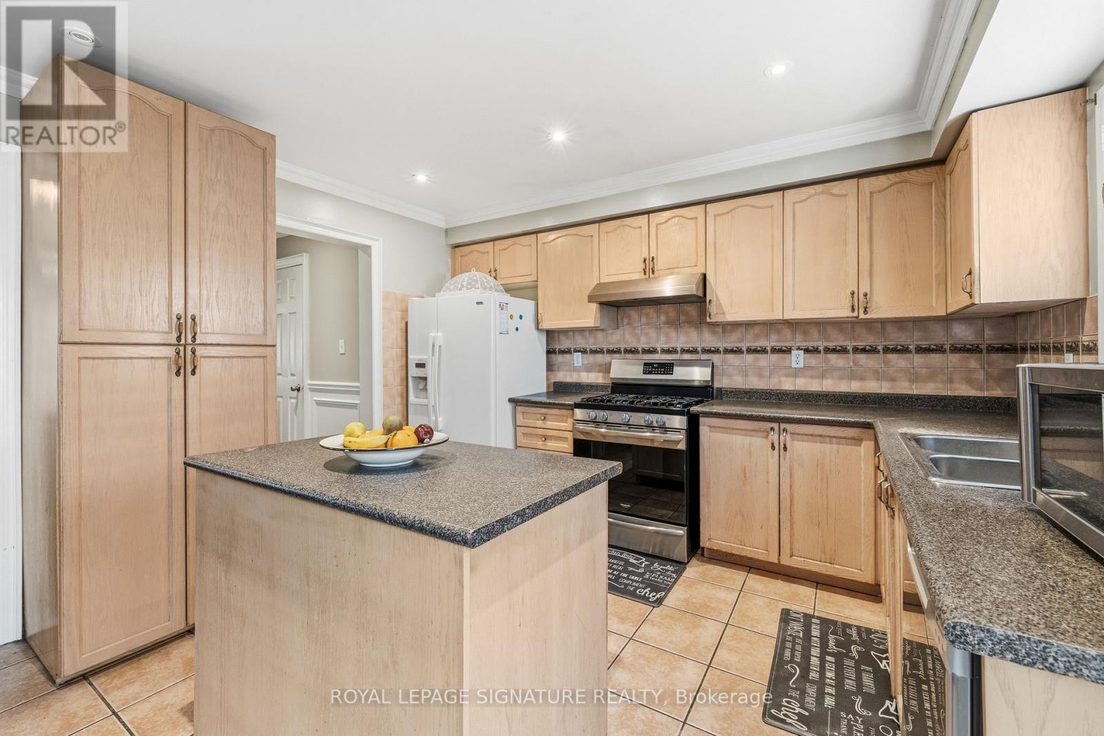 1 Holloway Road Property Photo 13