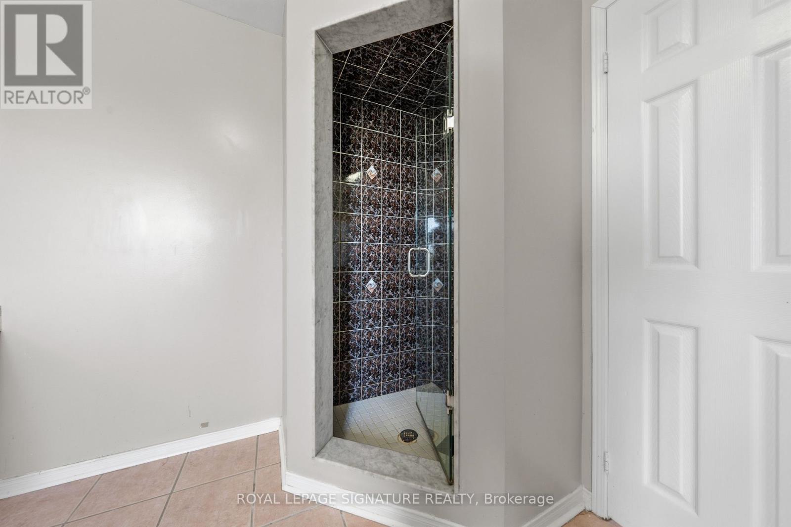 1 Holloway Road Property Photo 27