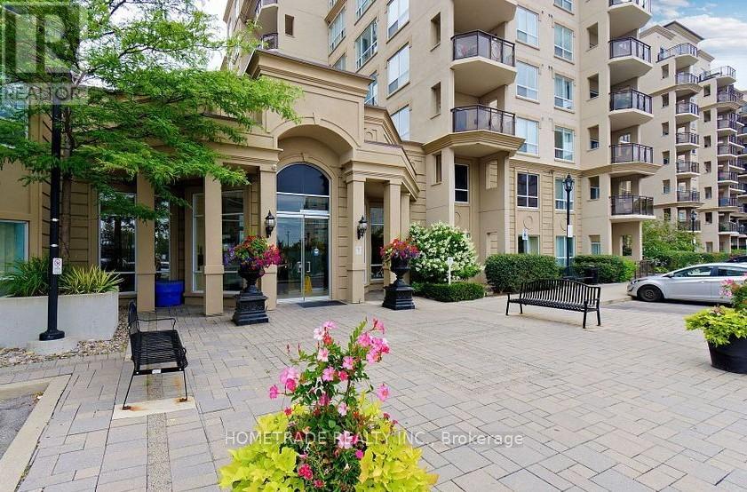 115 - 2 Maison Parc Court Property Photo 1