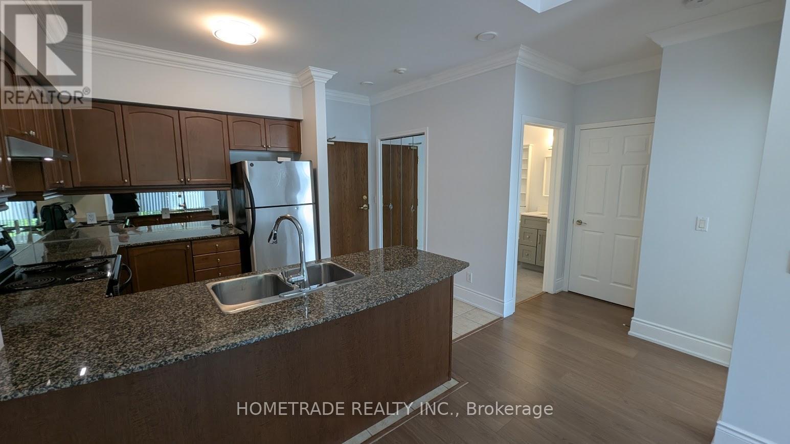 115 - 2 Maison Parc Court Property Photo 9