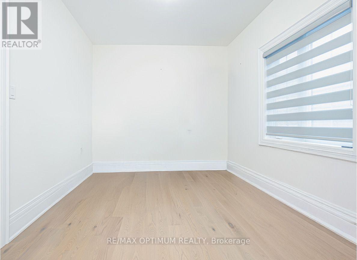 53 Kinburn Crescent Property Photo 27