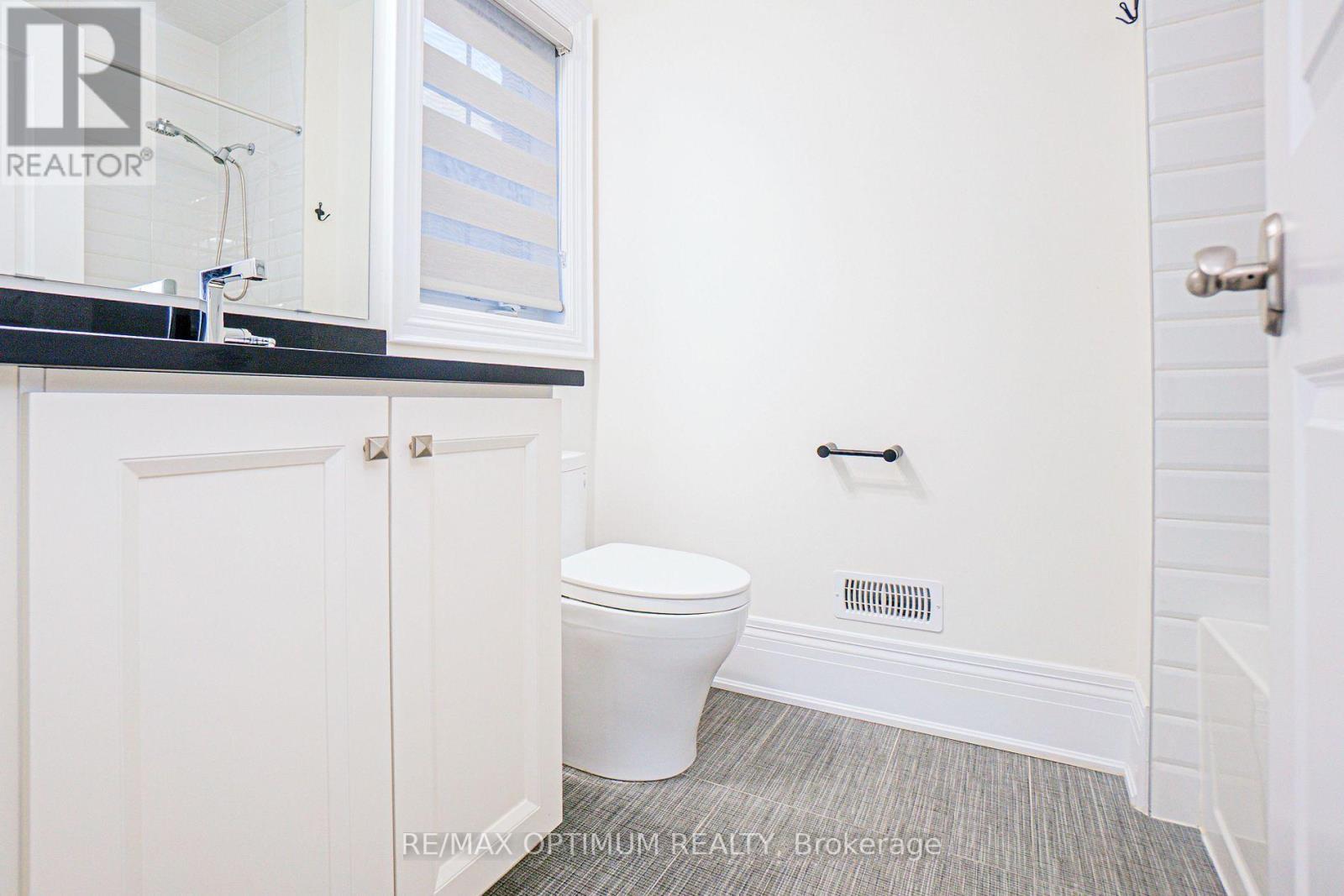 53 Kinburn Crescent Property Photo 28