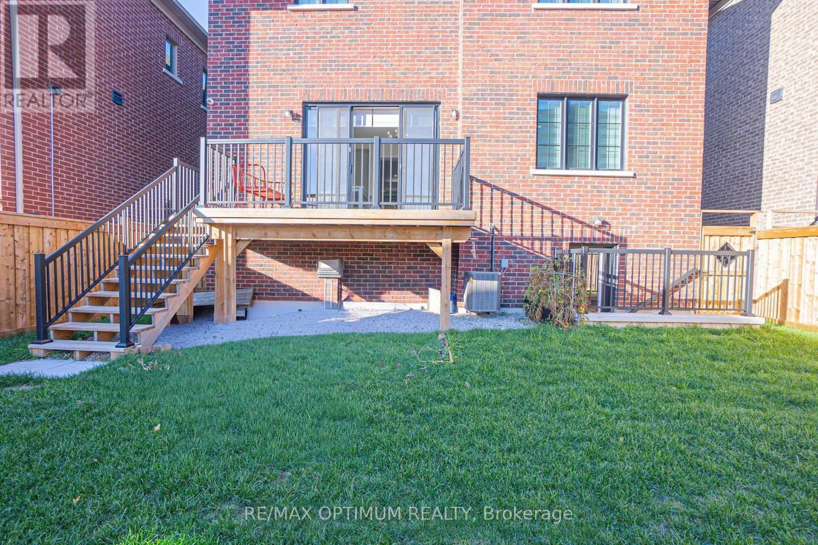 53 Kinburn Crescent Property Photo 33