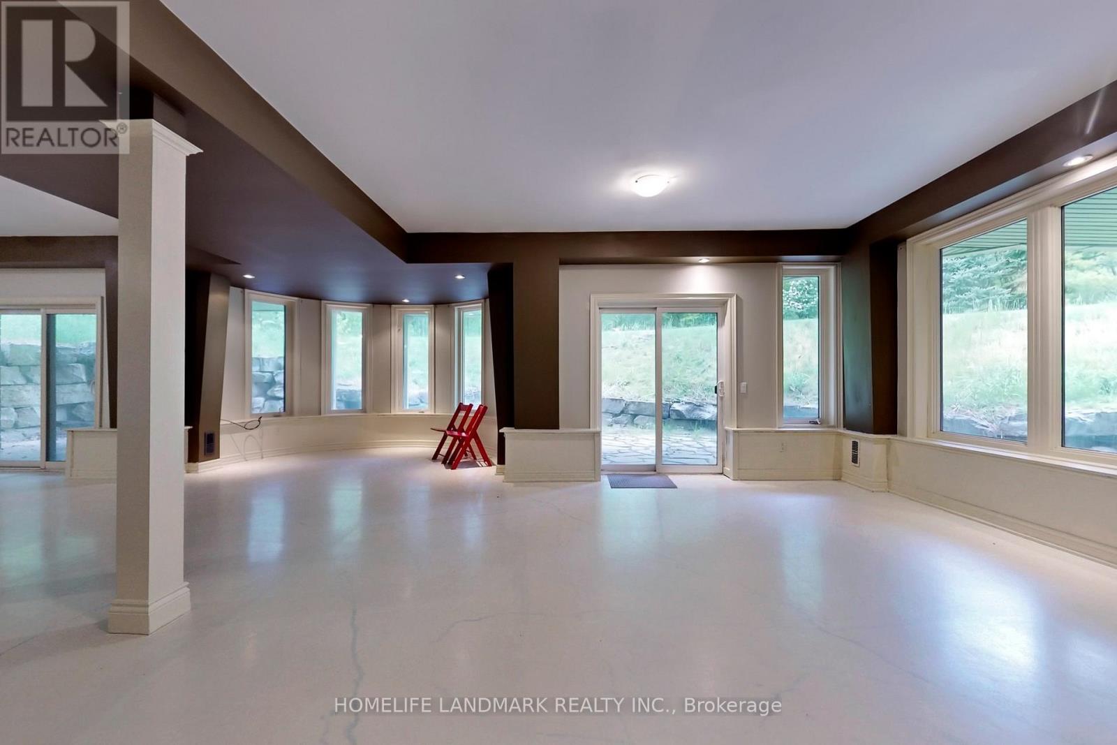 19 Wolf Run Court Property Photo 27