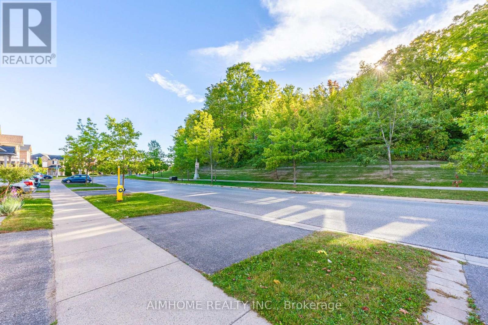 168 Ken Laushway Avenue Property Photo 3