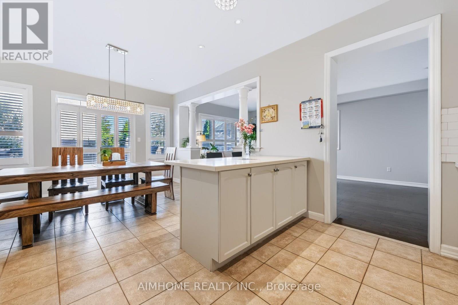 168 Ken Laushway Avenue Property Photo 10