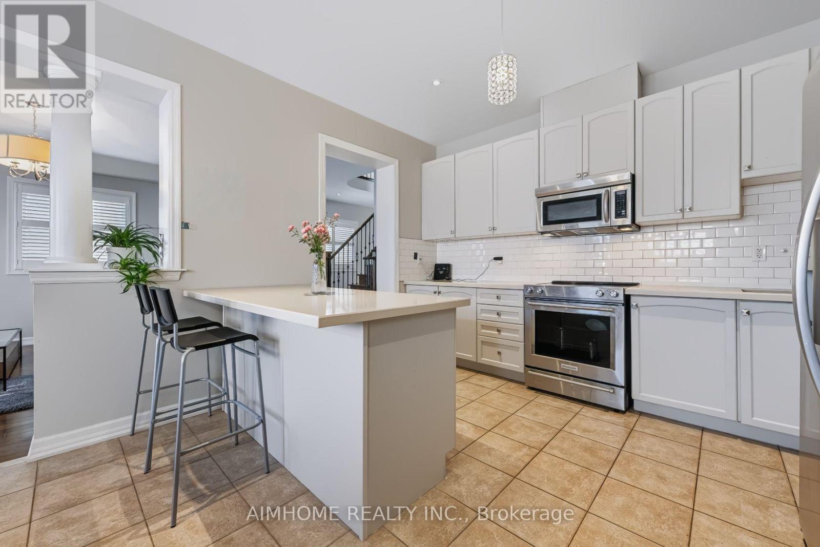 168 Ken Laushway Avenue Property Photo 11