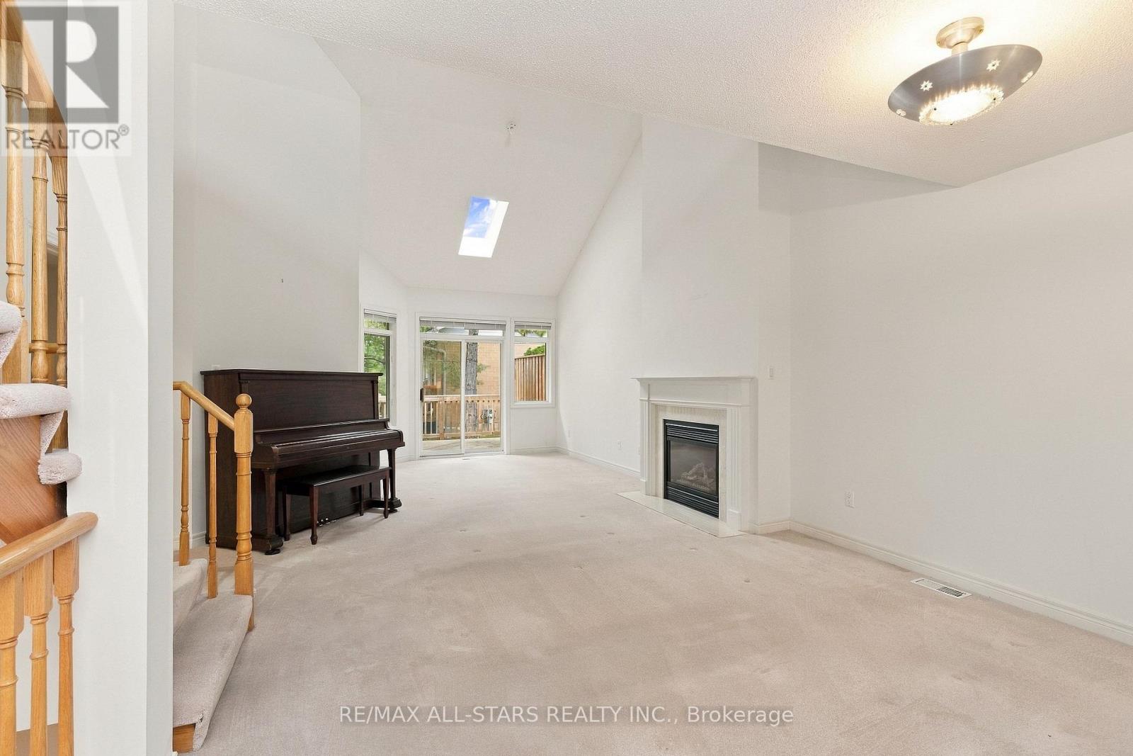 28 Blue Heron Beach Way Property Photo 2