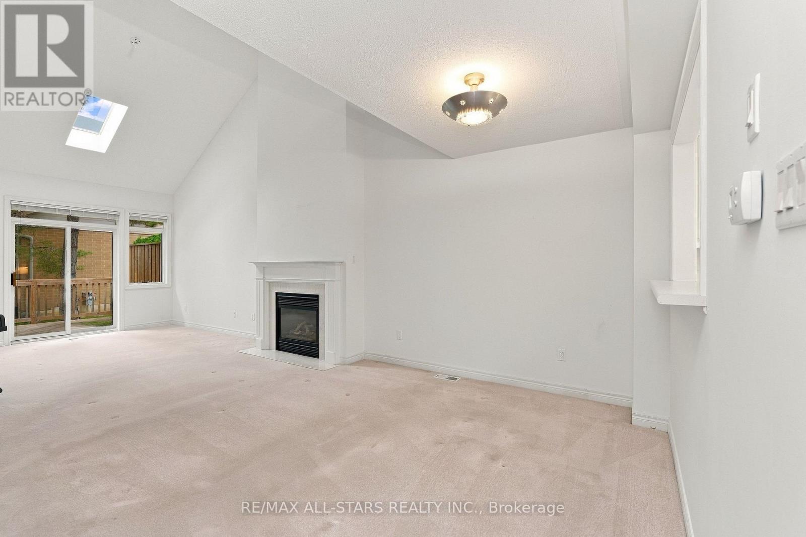 28 Blue Heron Beach Way Property Photo 5