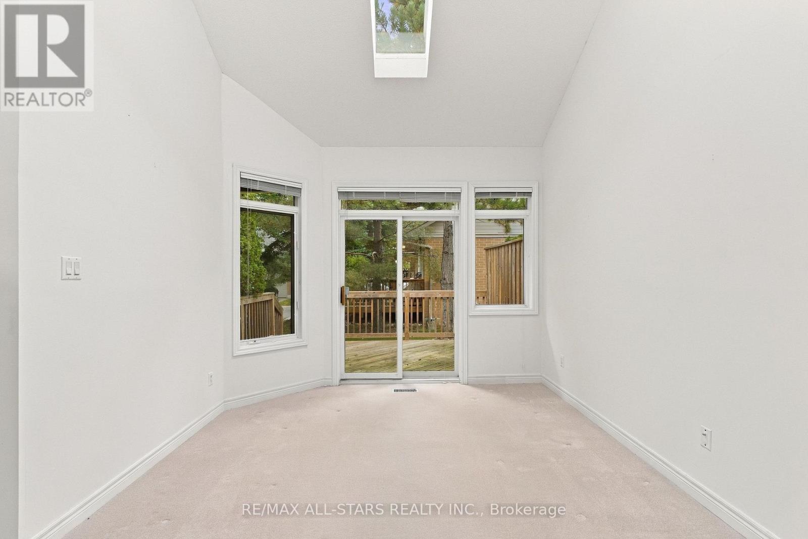 28 Blue Heron Beach Way Property Photo 8
