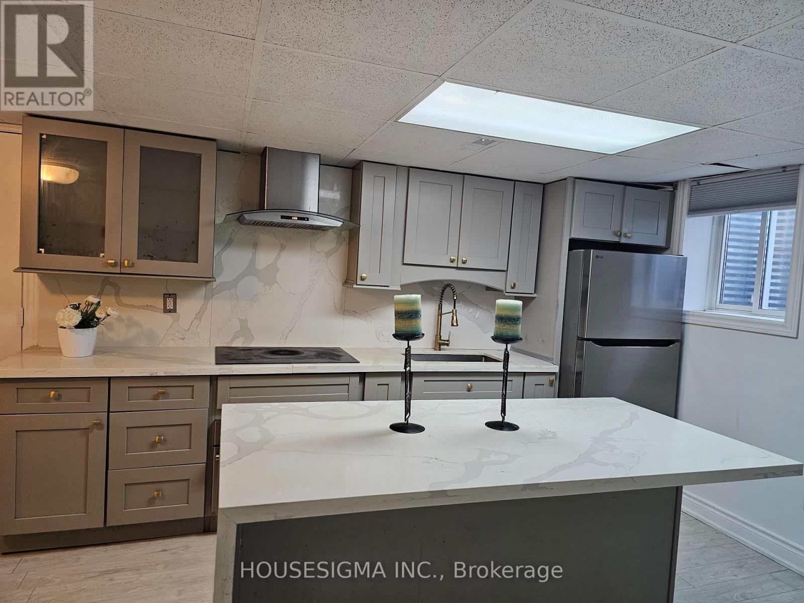 65 Randall Avenue Property Photo 3