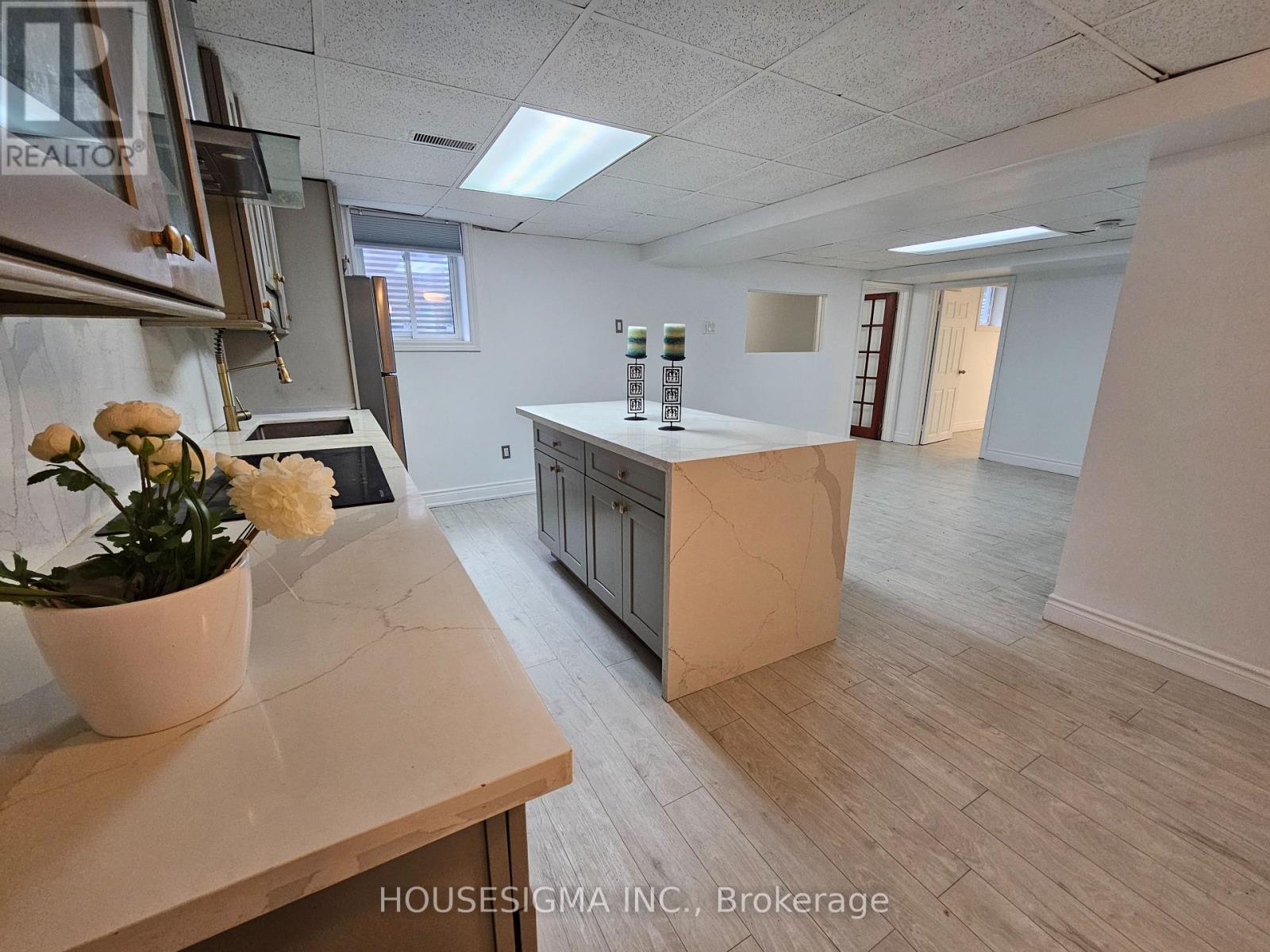 65 Randall Avenue Property Photo 4