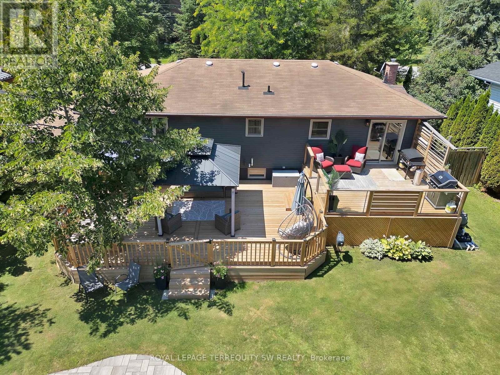 2249 Willard Avenue Property Photo 8
