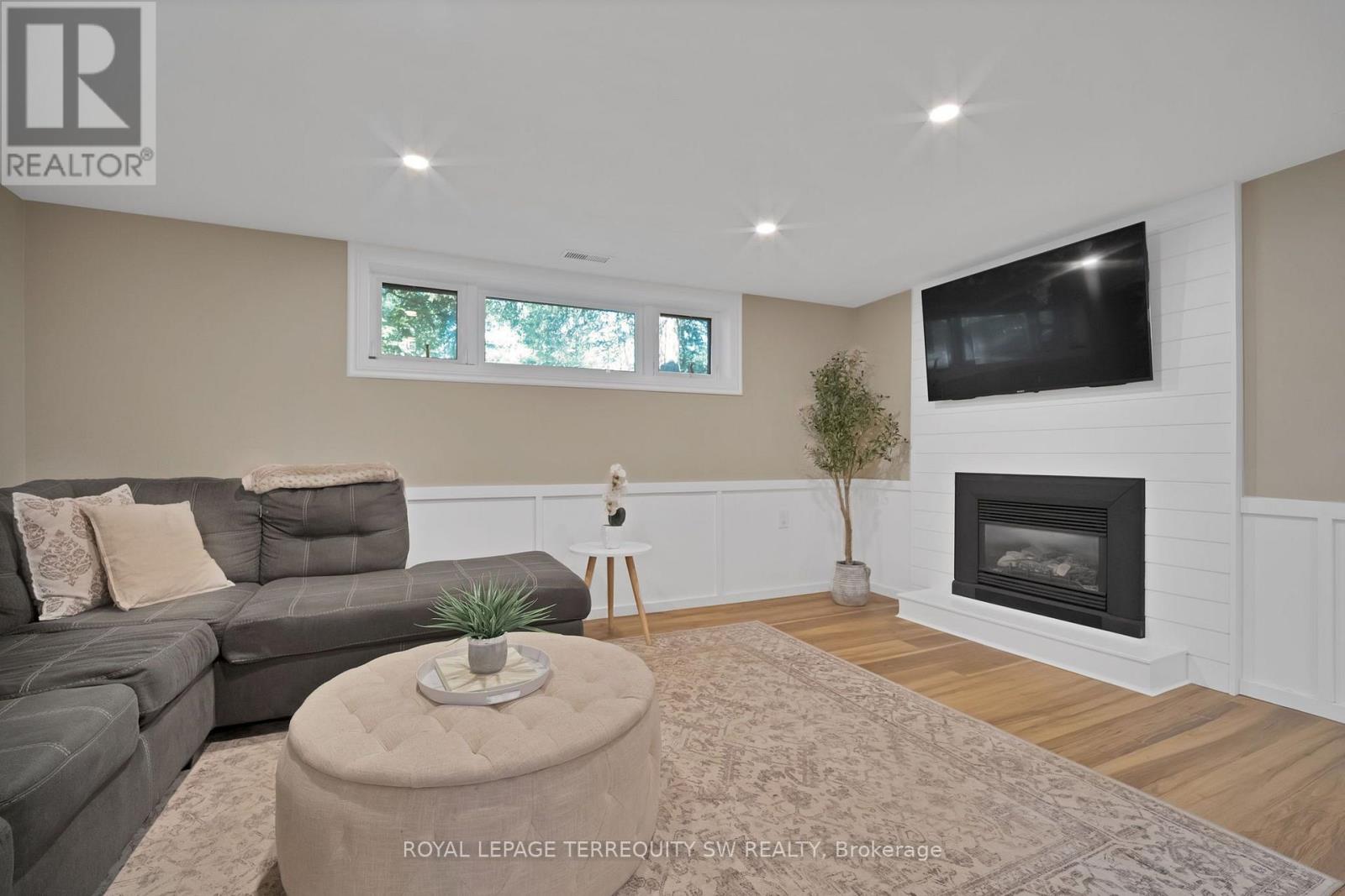 2249 Willard Avenue Property Photo 40