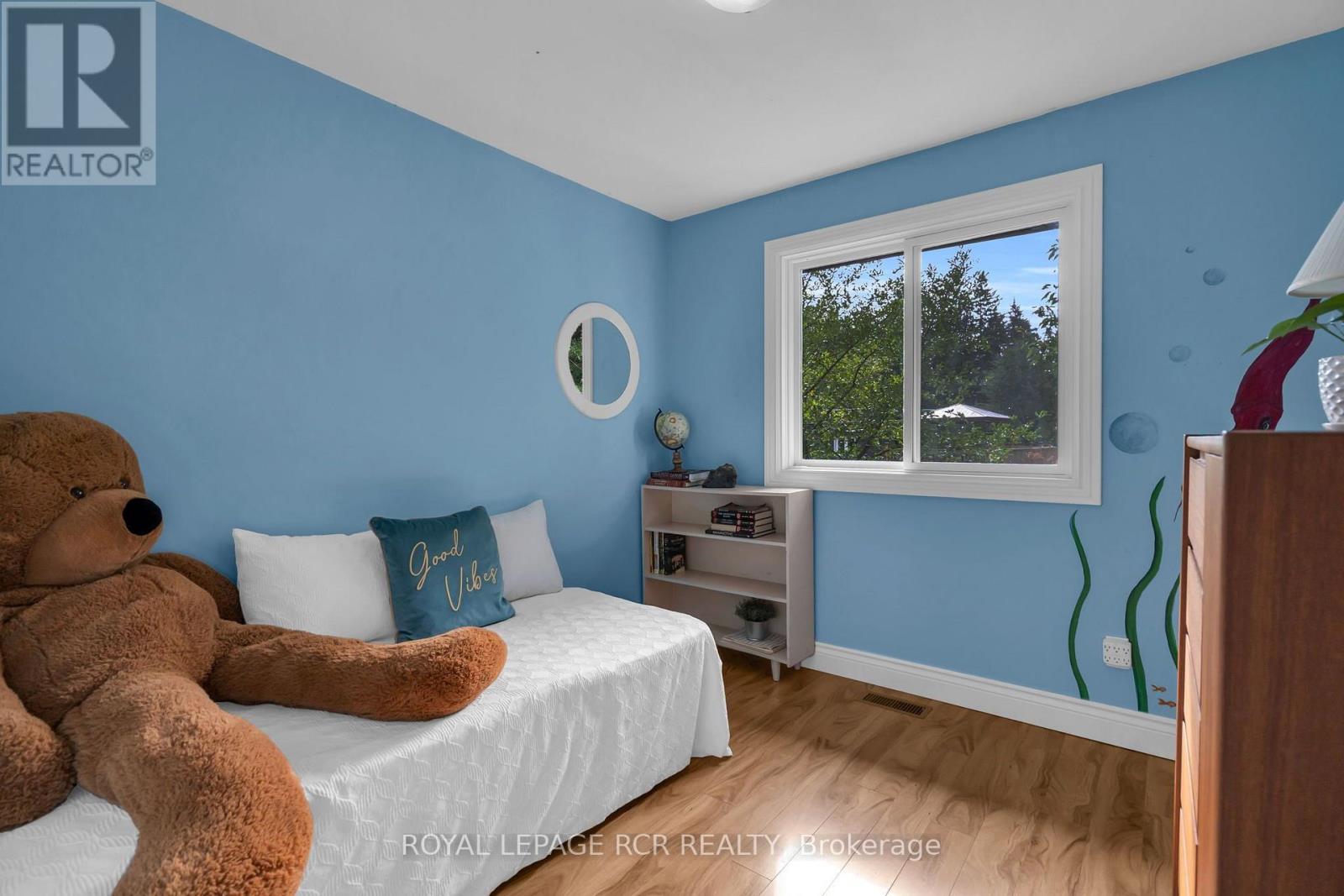 19842 Yonge Street Property Photo 21