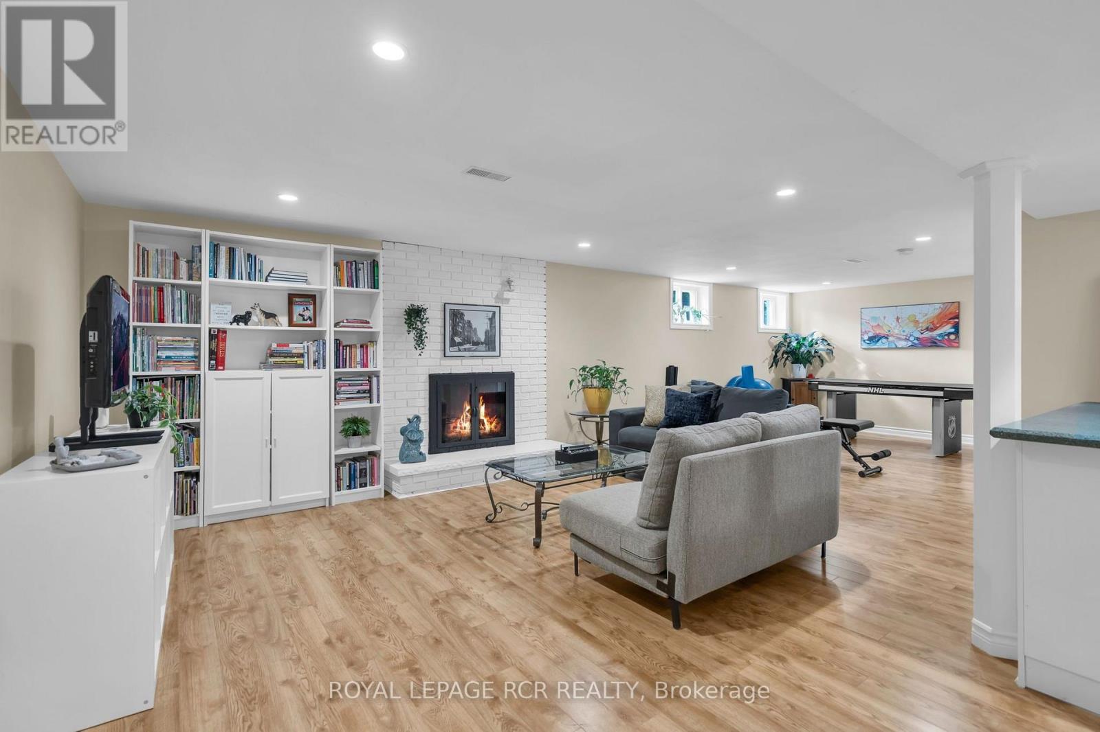 19842 Yonge Street Property Photo 23