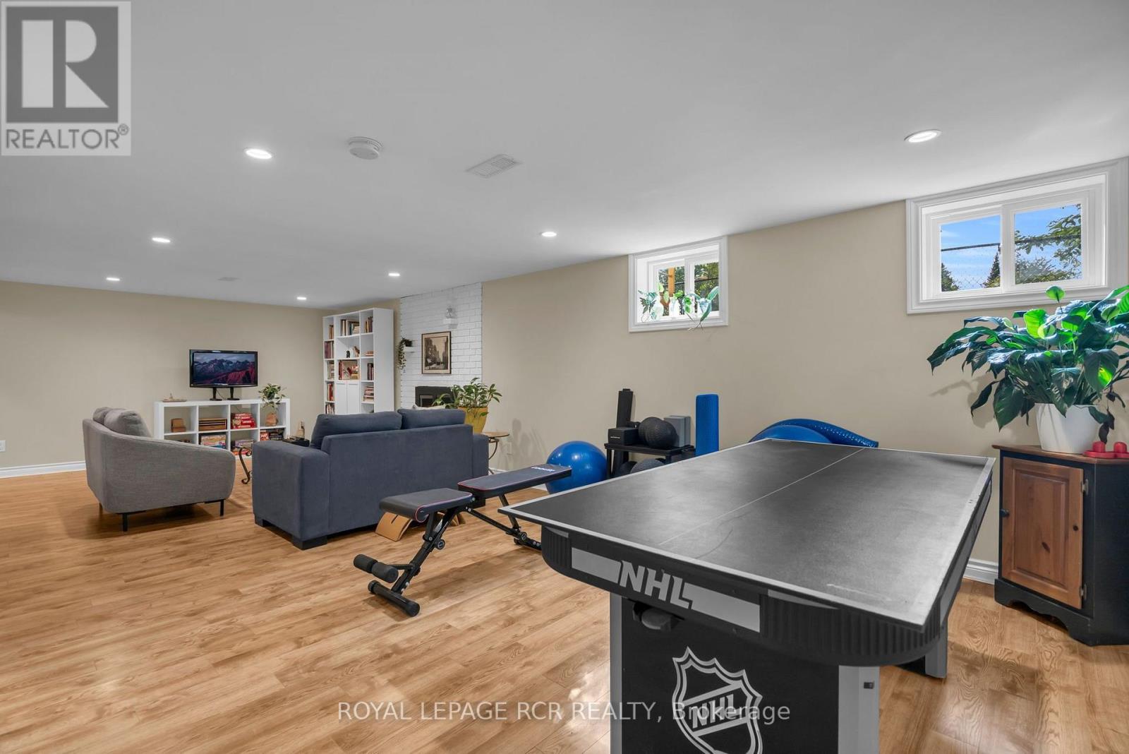 19842 Yonge Street Property Photo 25