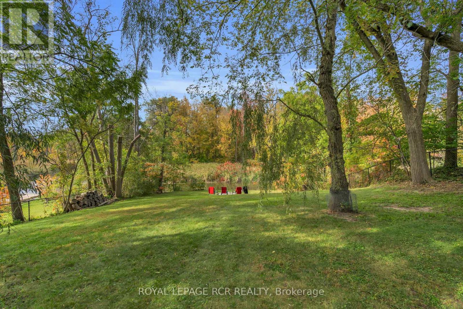 19842 Yonge Street Property Photo 32