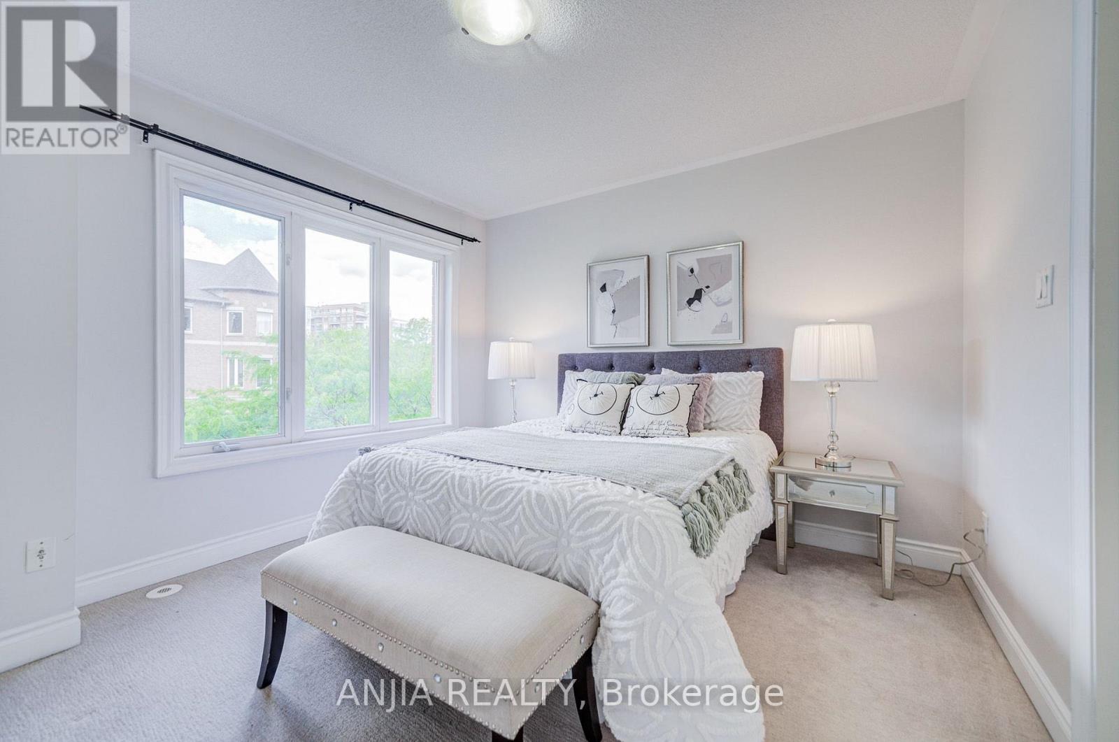 25 Galleria Parkway Property Photo 34