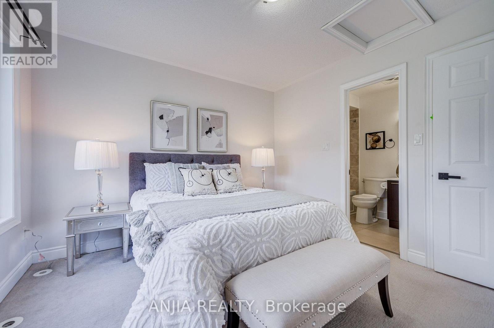 25 Galleria Parkway Property Photo 35