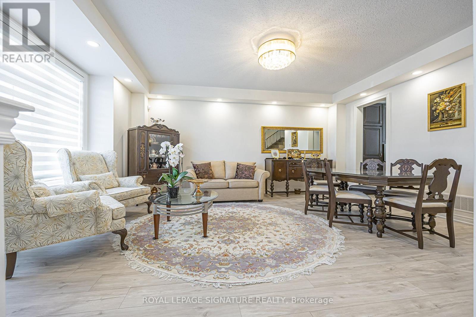 27 Beechborough Crescent Property Photo 5