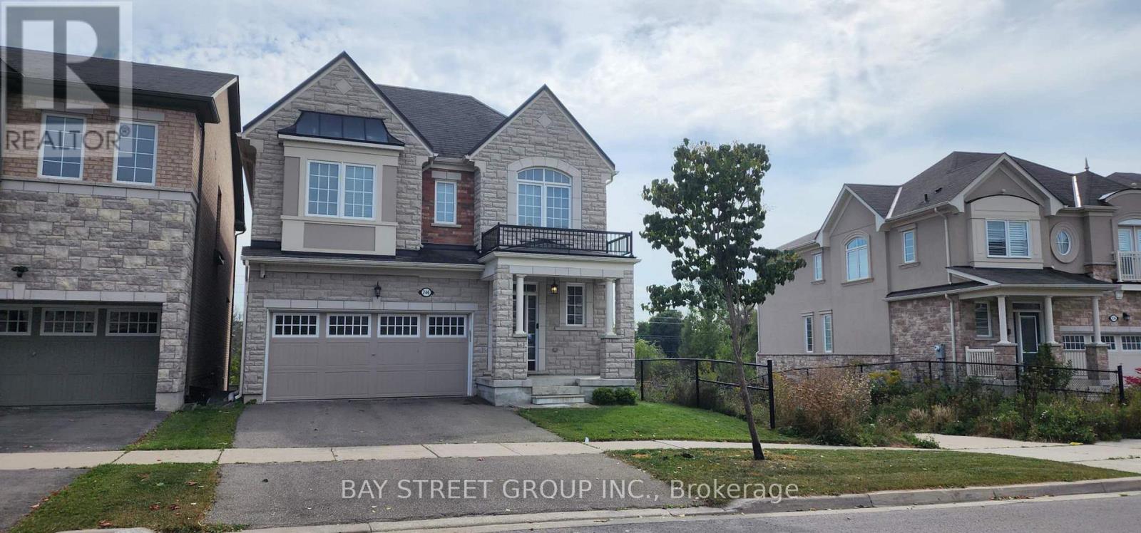 246 Degraaf Crescent Property Photo 2