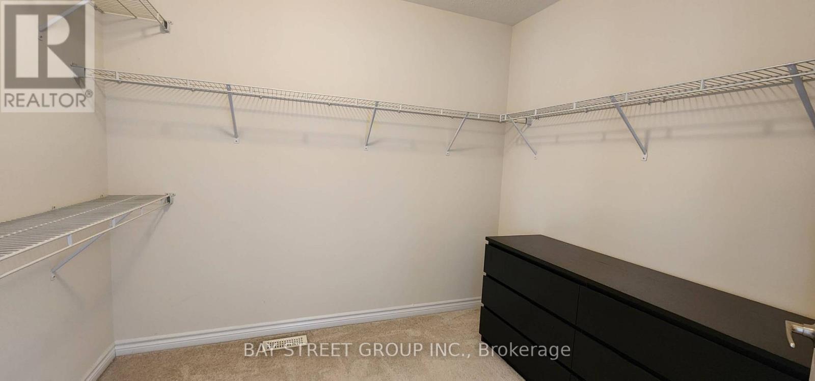 246 Degraaf Crescent Property Photo 14