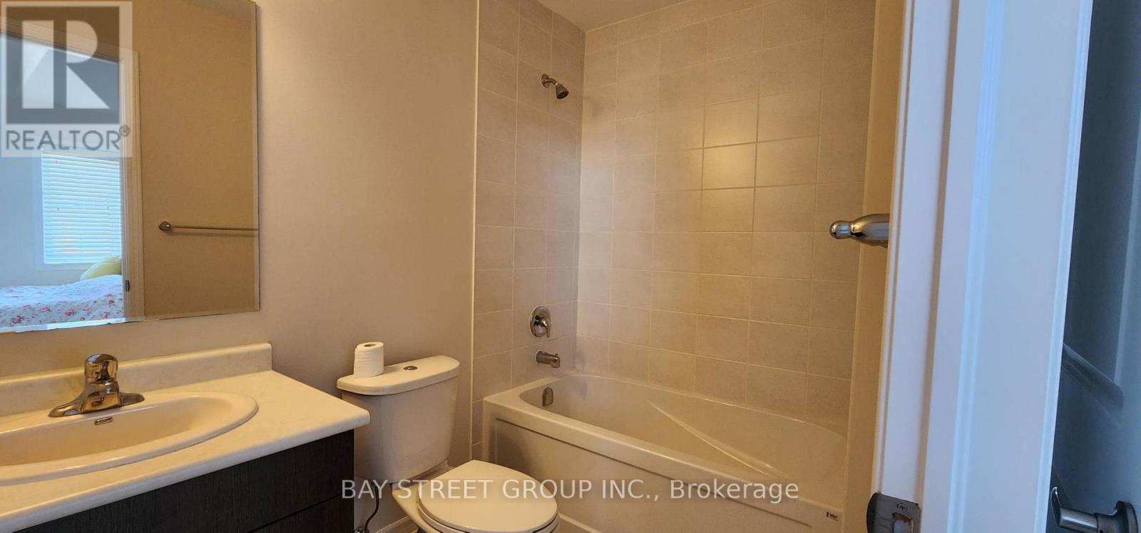 246 Degraaf Crescent Property Photo 21