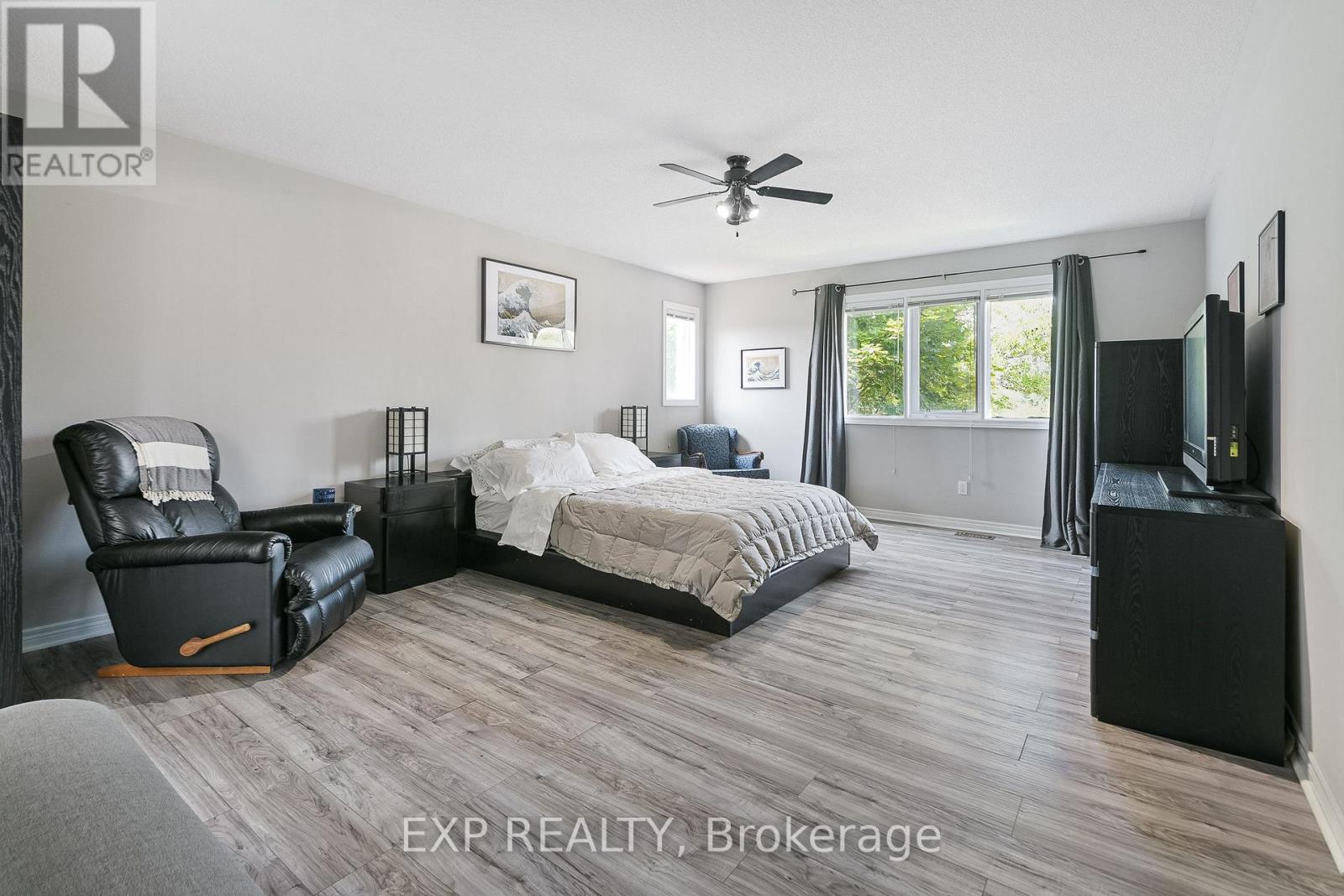 29 Batson Drive Property Photo 28