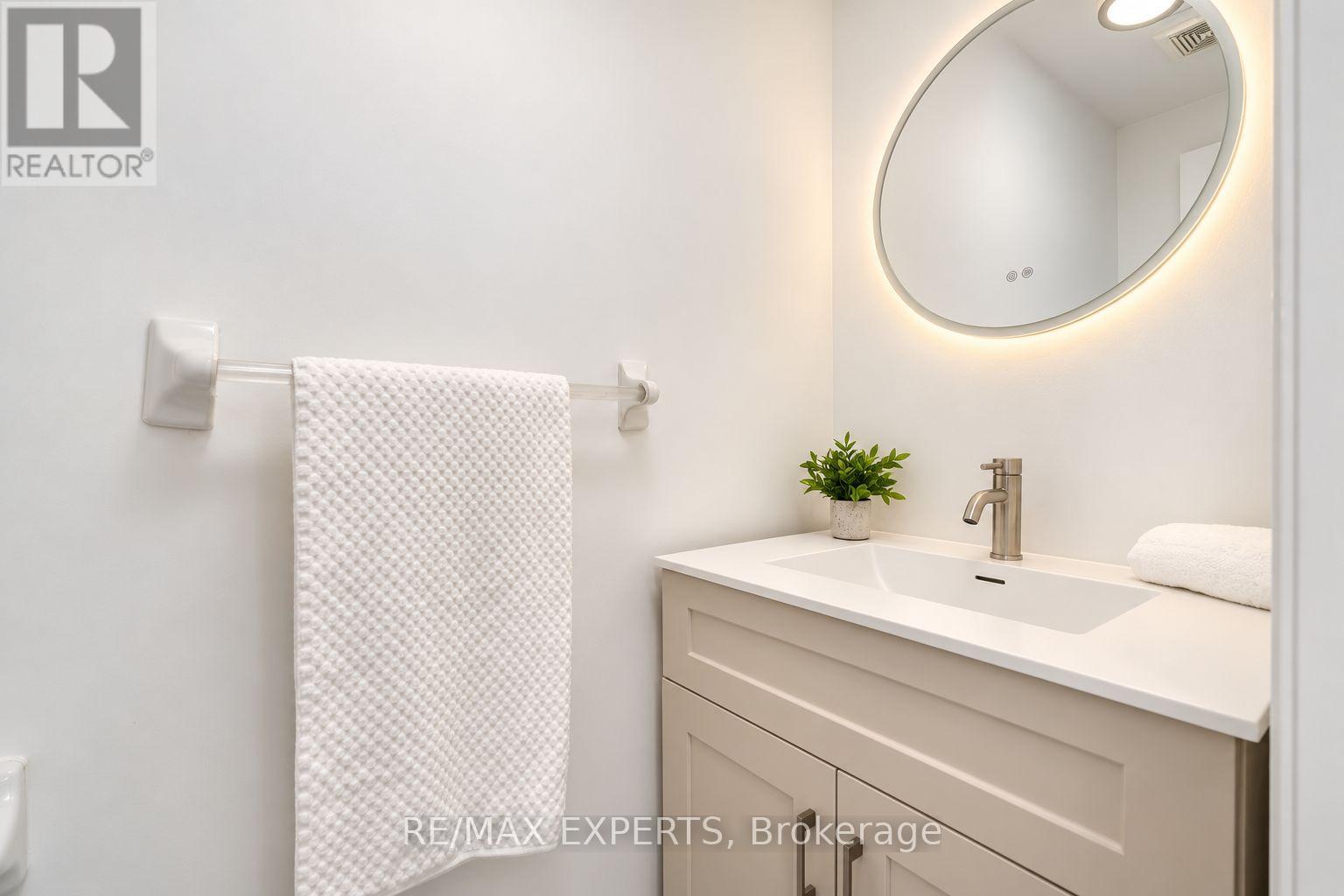 40 Pitney Avenue Property Photo 9
