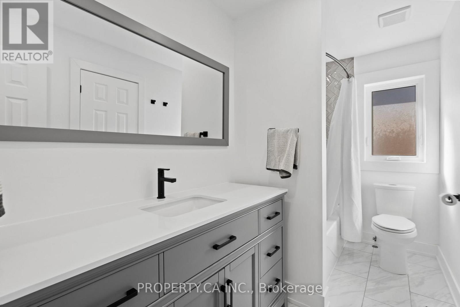 44 Andrew Hill Drive Property Photo 30