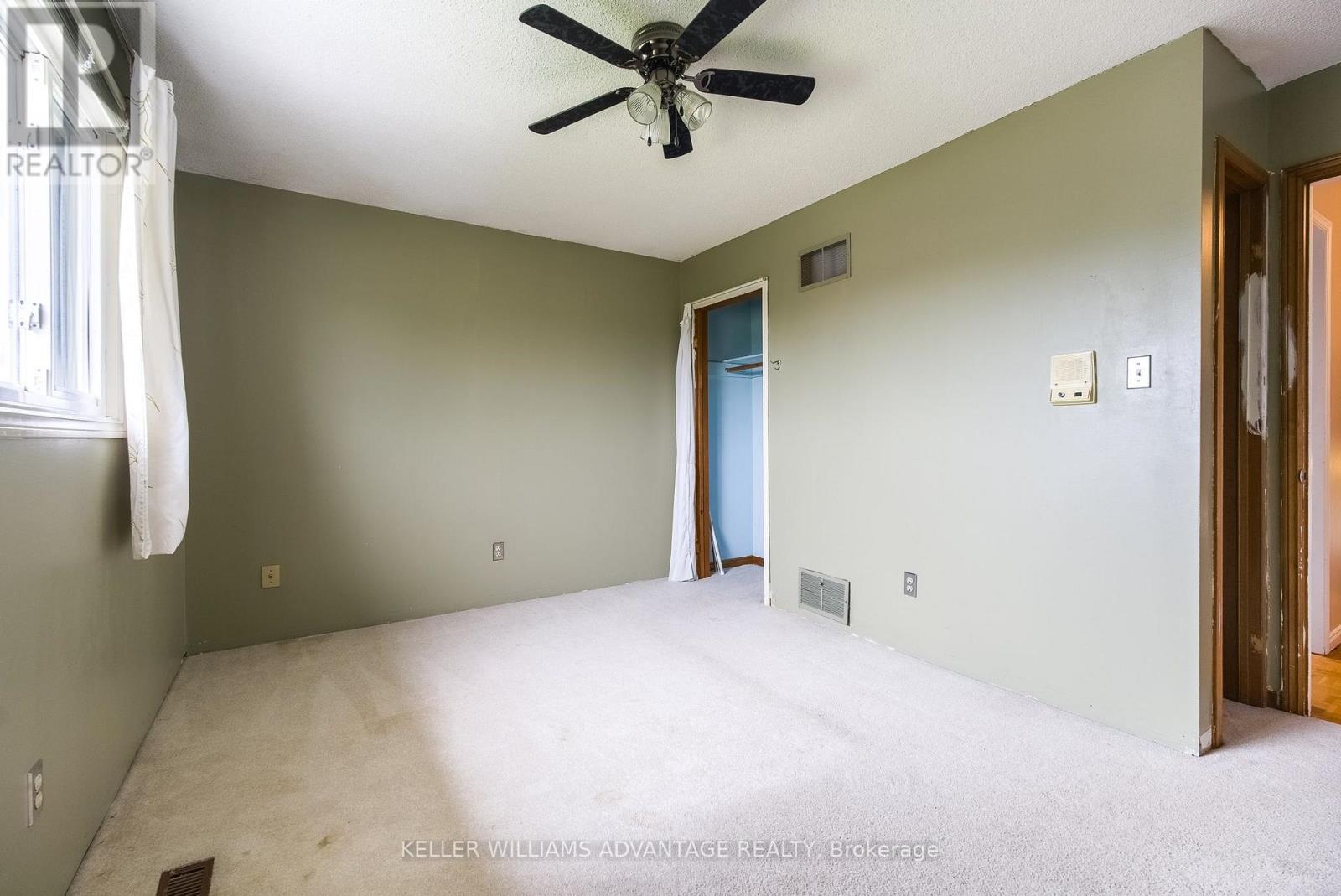 68 Fullerton Crescent Property Photo 19