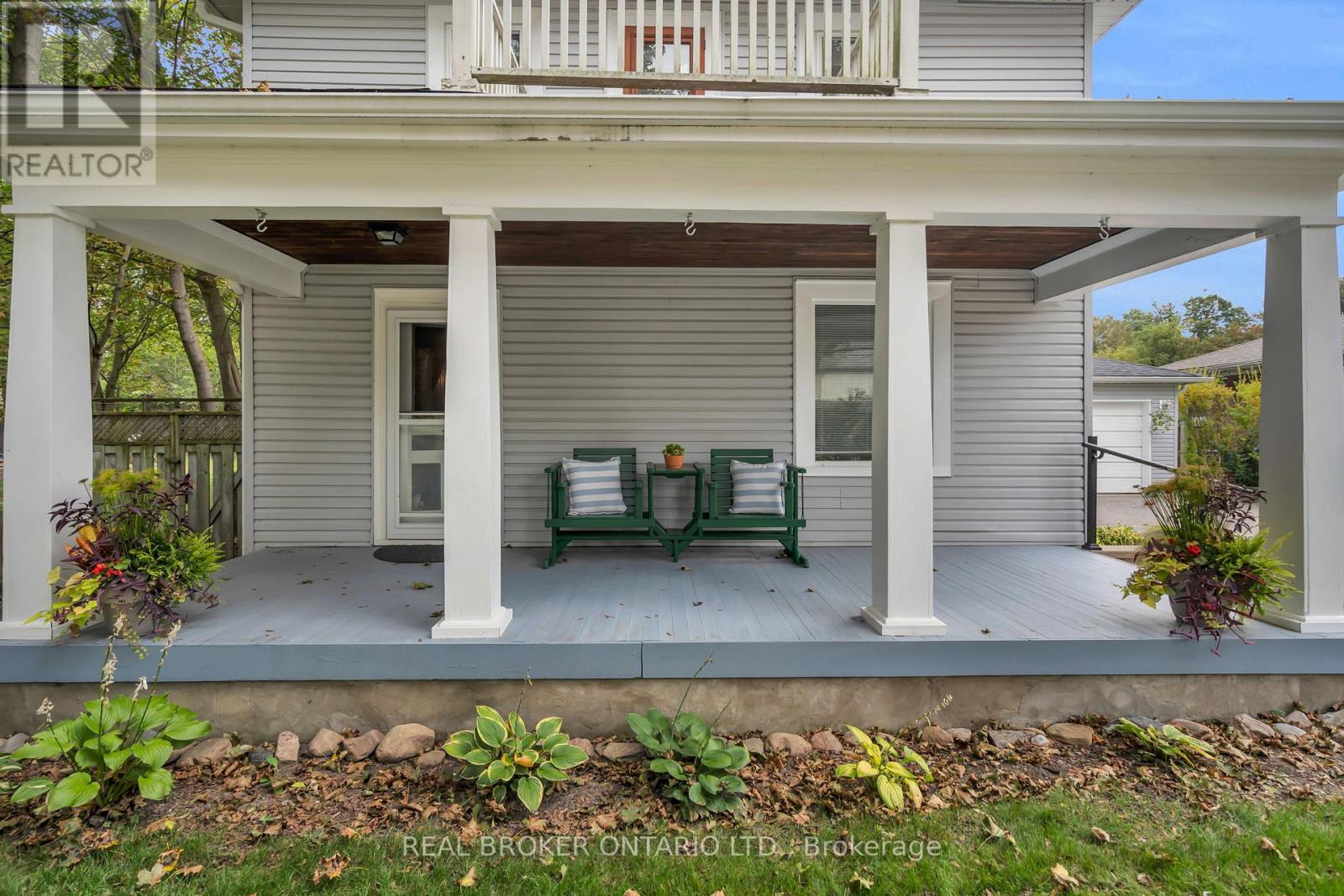 4149 Front Street Property Photo 10