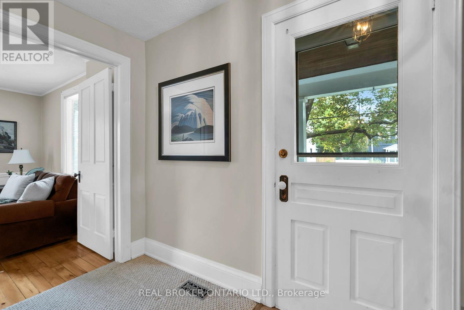 4149 Front Street Property Photo 13