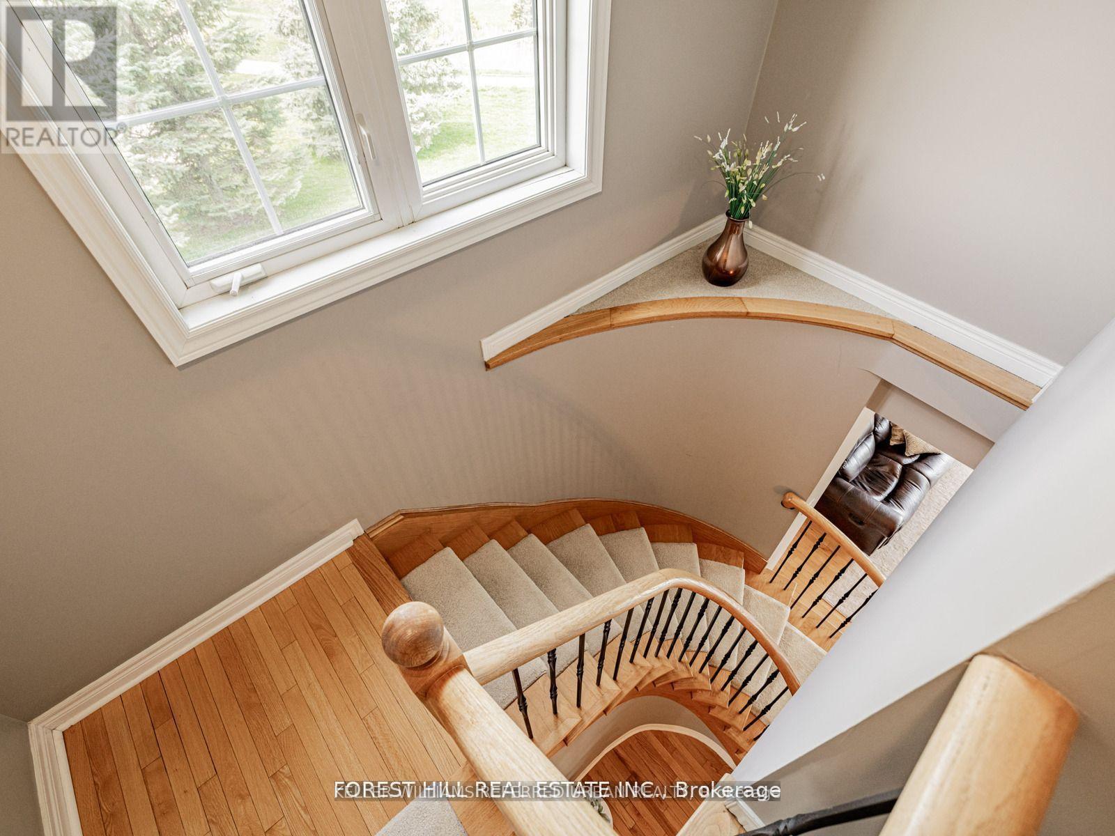 614 Mcbean Avenue N Property Photo 21