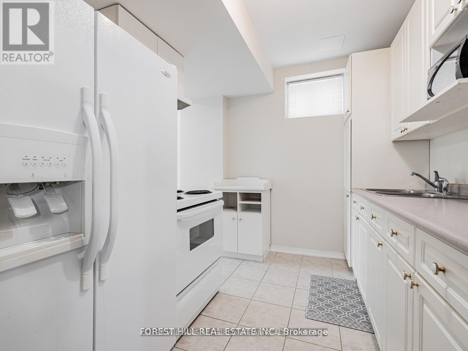 614 Mcbean Avenue N Property Photo 32