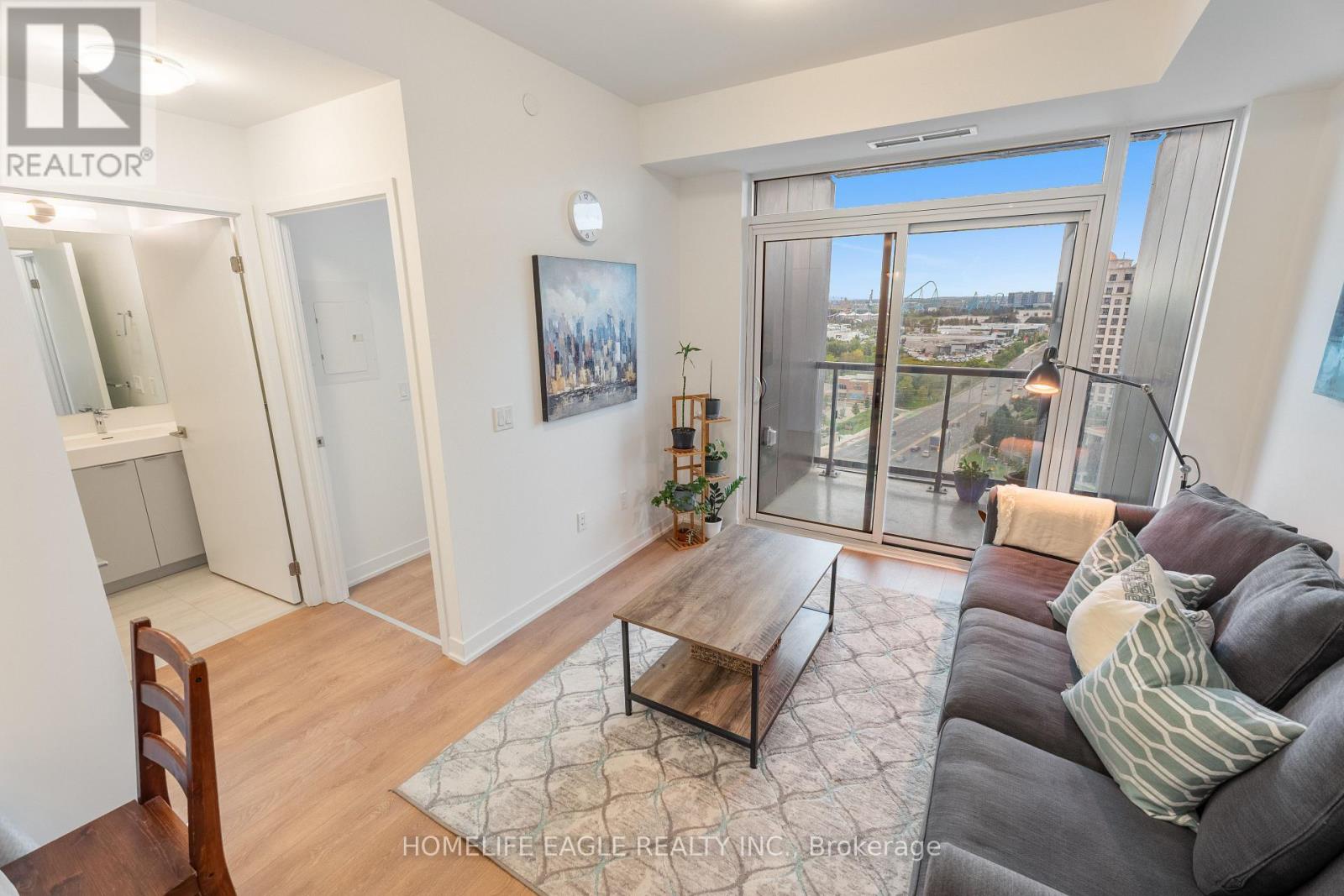 1326 - 498 Caldari Road Property Photo 6