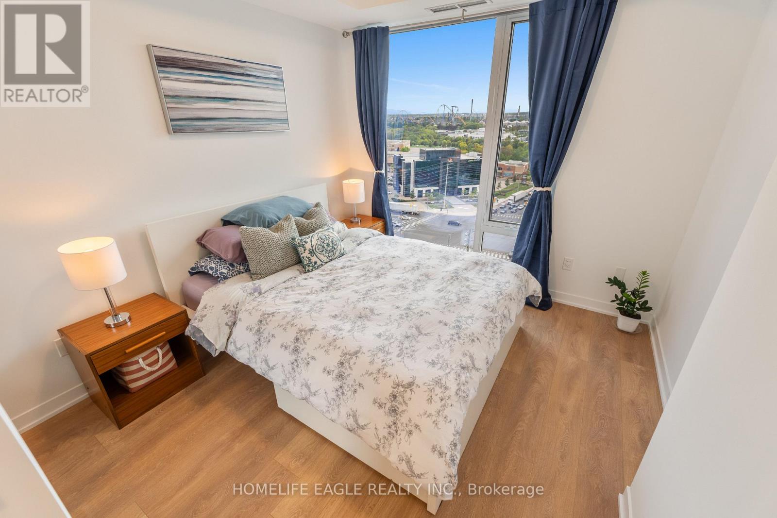 1326 - 498 Caldari Road Property Photo 9