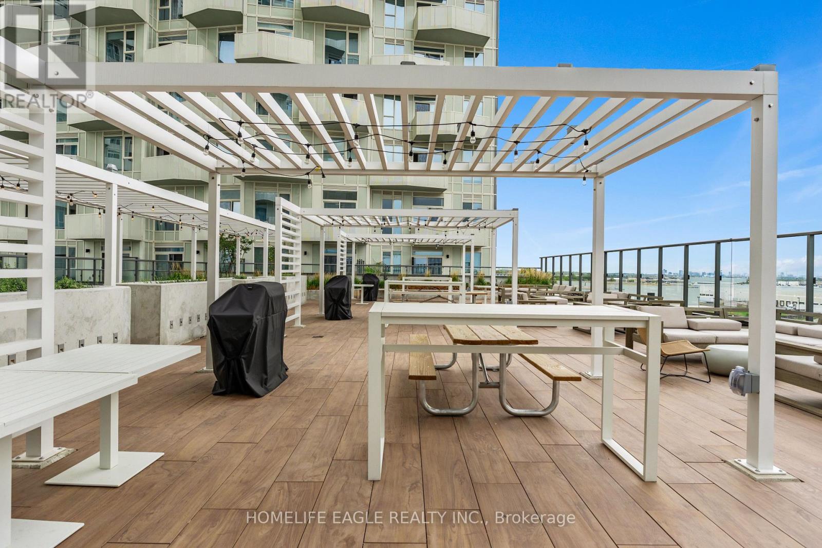 1326 - 498 Caldari Road Property Photo 18