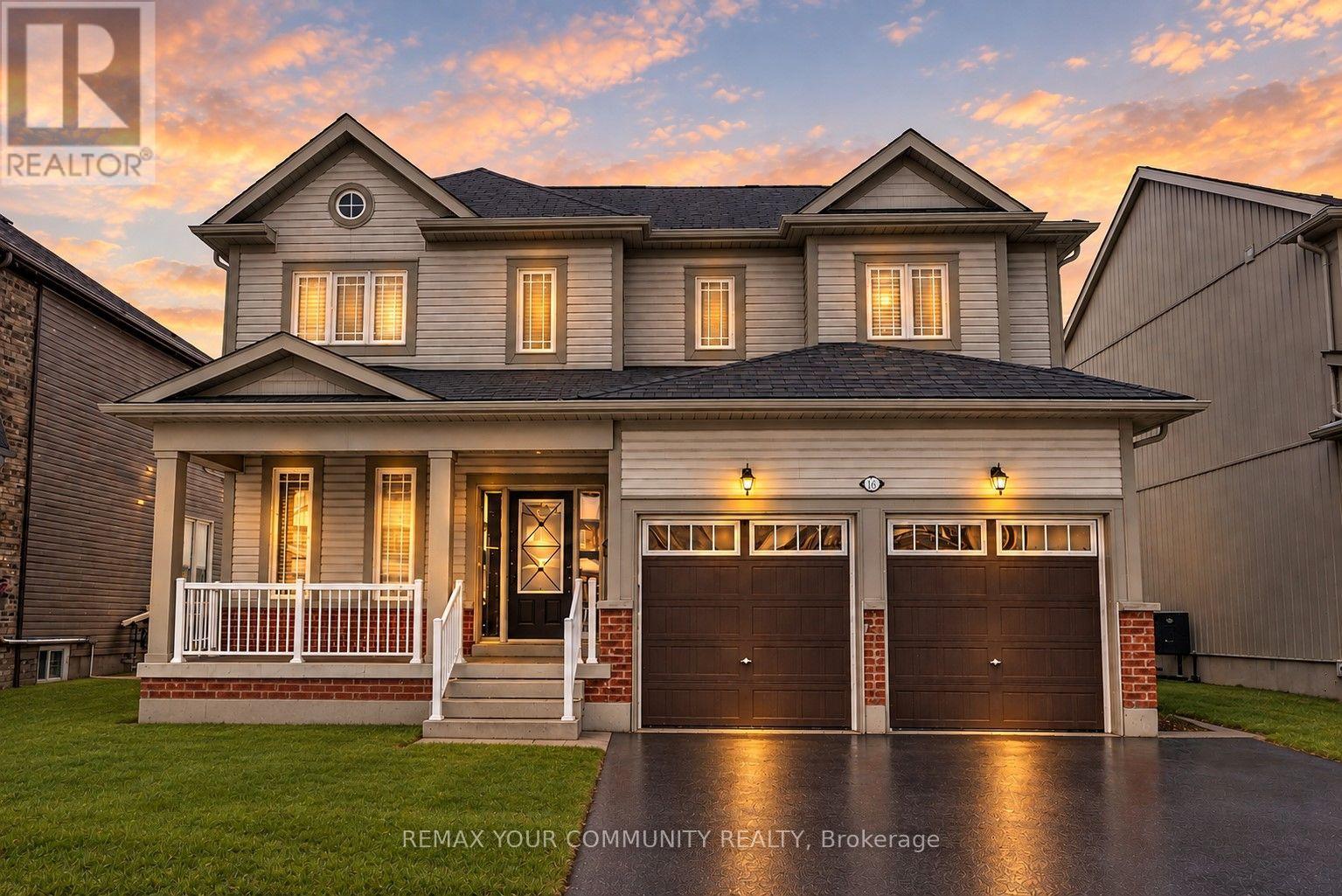 16 Don Hadden Crescent Property Photo 1