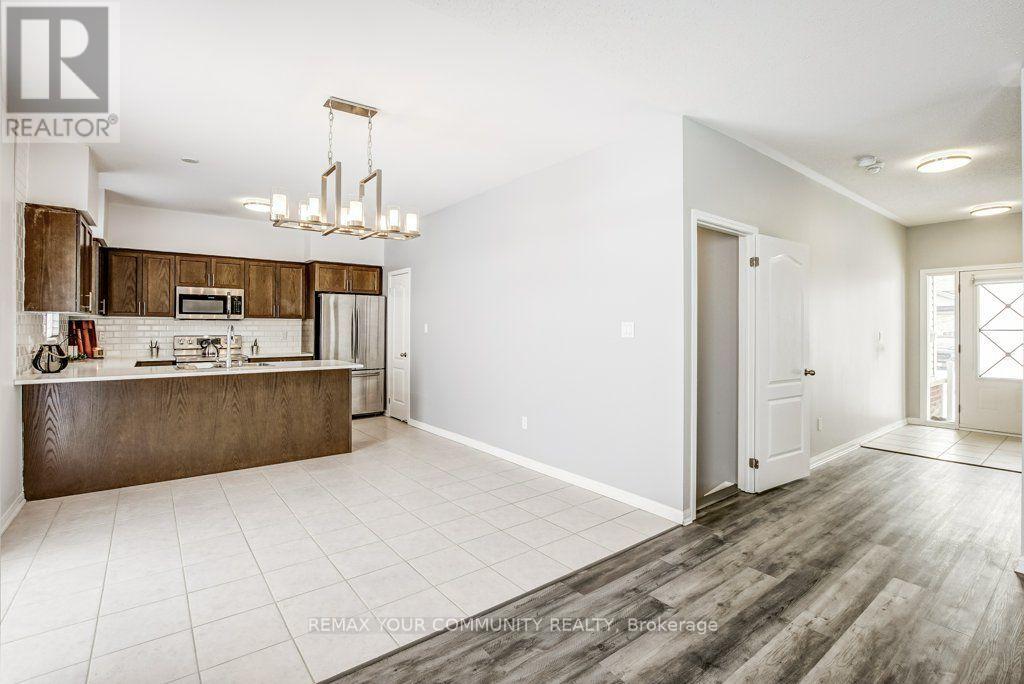 16 Don Hadden Crescent Property Photo 12