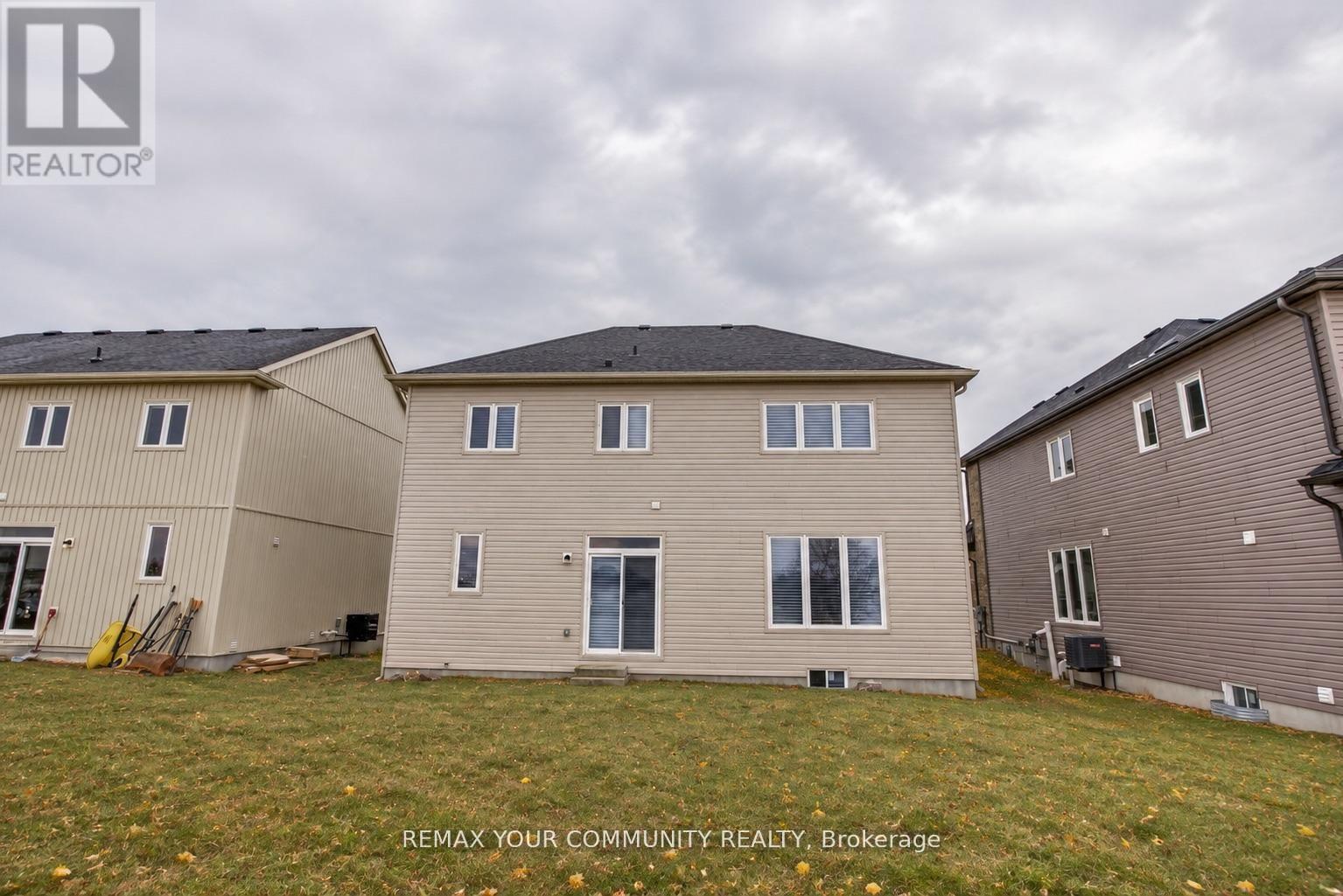 16 Don Hadden Crescent Property Photo 23
